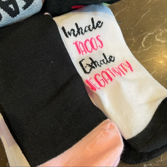 Taco Time Socks NO BOUNDARIES - 10 Pair Low Cut - 10 Designs - Picture 3 of 6